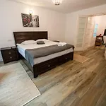 Old Town דירה