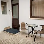 Old Town Apartamento *