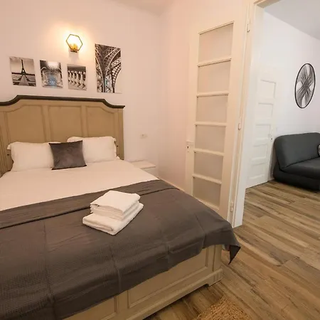 Apartment Old Town Brasov
