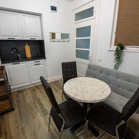 Old Town Διαμέρισμα *