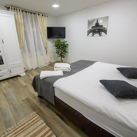 Old Town Apartment