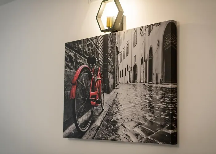 Old Town Apartment *